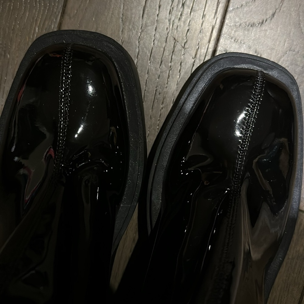 NWOT H&M Patent Leather heeled Boots - Picture 10 of 11
